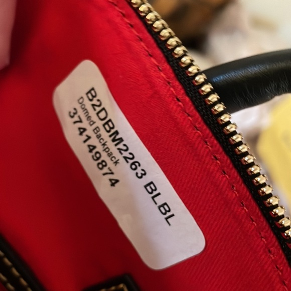 Dooney & Bourke Multi Domed NWT DB75 Backpack🎉HP🎉 - Picture 9 of 15